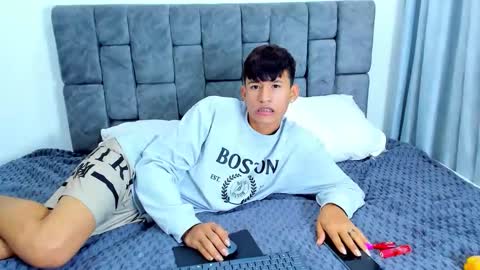 nicolastorres__ online show from 10.28.25