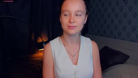 Nicoletta online show from 09.13.25