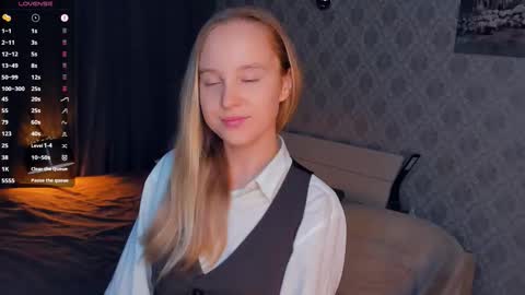 Nicoletta online show from 09.24.25