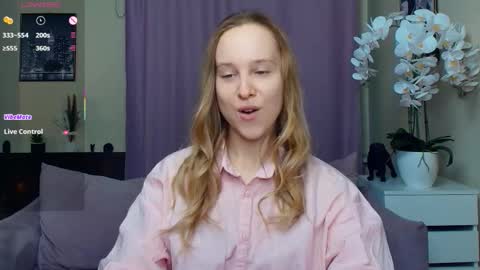 Nicoletta online show from 03.29.26