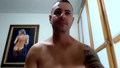 Snapshot of nicolay_74 chatting on 09.12.25 Nicolay online show from 09.12.25