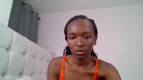 nicole161117 online show from 11.25.25