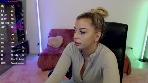 Nico online show from 09.20.25