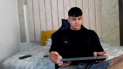 nicole_and_thiago online show from 01.27.25