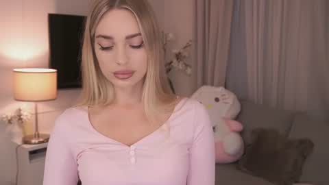 Nicole online show from 07.07.26