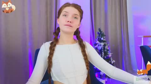 Snapshot of nicole_broown chatting on 12.22.24 Nicole online show from 12.22.24