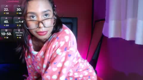 nicole_brown1126 online show from 03.08.25