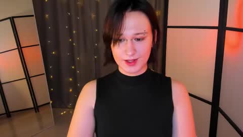 Nicole online show from 02.18.25