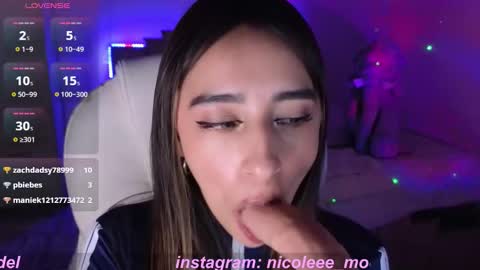 Nicole online show from 09.23.25