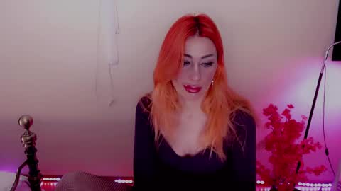 Snapshot of nicole_g0ld_ chatting on 12.01.24 Nicole online show from 12.01.24
