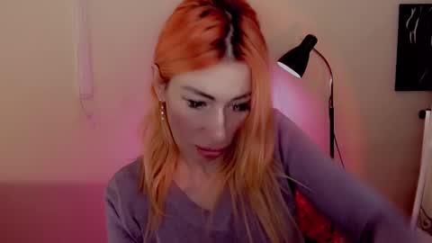 Snapshot of nicole_g0ld_ chatting on 12.23.24 Nicole online show from 12.23.24