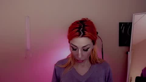 Snapshot of nicole_g0ld_ chatting on 12.27.24 Nicole online show from 12.27.24