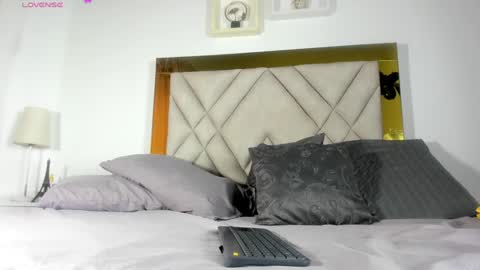 nicole_grace0 online show from 01.29.25