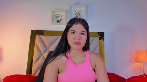 nicole_grace0 online show from 10.24.25