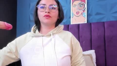 Nicole online show from 05.15.26