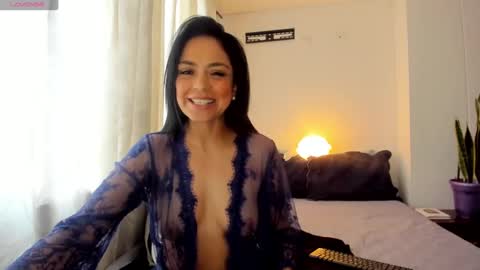 Nicole online show from 02.12.25
