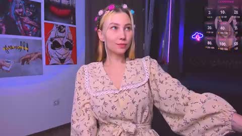 Snapshot of nicole_matt chatting on 03.08.25 Nicole online show from 03.08.25