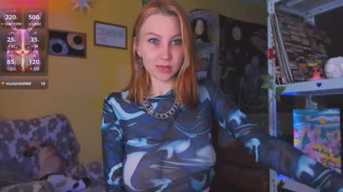 Snapshot of nicole_matt chatting on 09.18.25 Nicole online show from 09.18.25