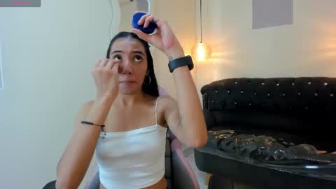 Snapshot of nicole_samantha chatting on 07.25.26 Samantha online show from 07.25.26