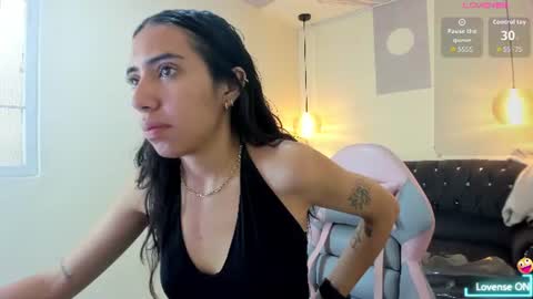 Snapshot of nicole_samantha chatting on 07.26.26 Samantha online show from 07.26.26