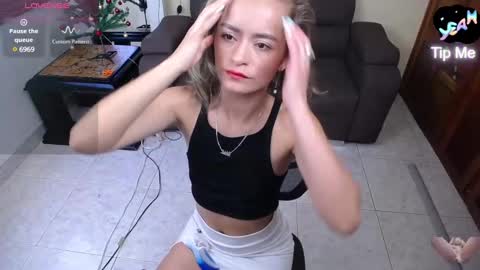 Nicole Santana online show from 12.06.24