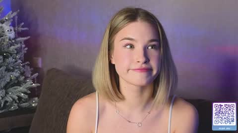 Nicole online show from 01.08.25