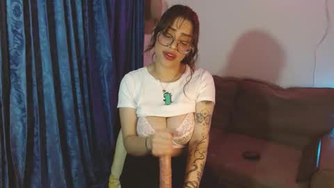 Nicole White online show from 12.01.24