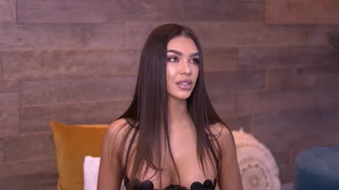 Nicole online show from 10.30.25