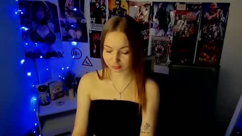 Nicole online show from 10.26.25