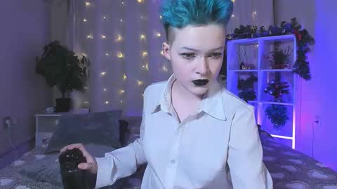 Nicole online show from 12.18.24