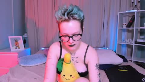 Nicole online show from 01.18.25