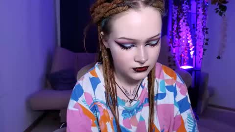 Nicole online show from 03.05.25