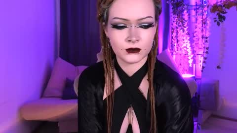 Nicole online show from 03.12.25