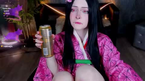 Nicole online show from 10.11.25