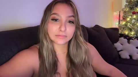 nicolelovesyou444 online show from 12.17.25