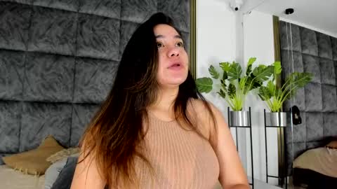 Nicole online show from 03.02.25