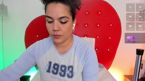 nicolette online show from 02.06.26