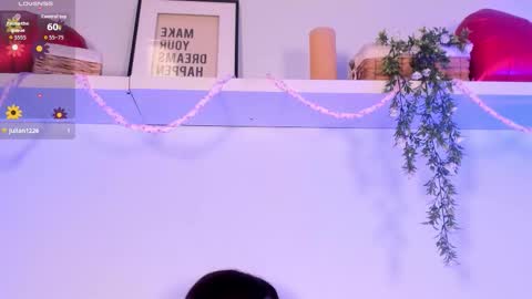 nicolle_evanss_ online show from 02.25.26