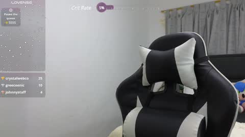 Nicolle online show from 12.18.24