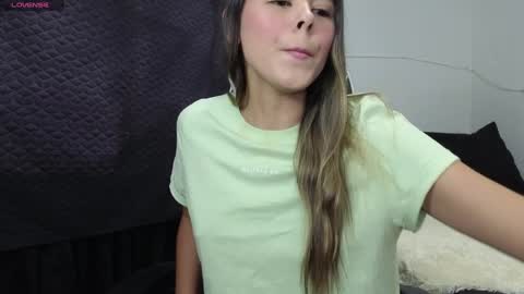 Nicolle online show from 01.14.25