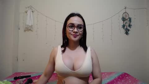 nicolle_sky online show from 03.02.25
