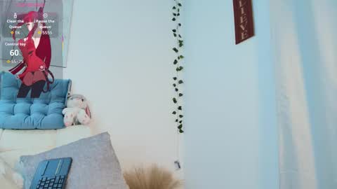 Snapshot of nicolle_swt chatting on 09.21.25 Nicolle online show from 09.21.25