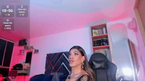   facebook nicolle delgado online show from 01.16.26