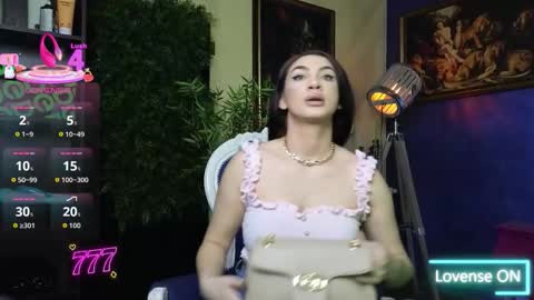 Nicolle online show from 02.07.26