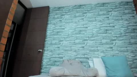 nicollesofia3 online show from 02.21.25