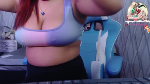 Snapshot of nicolletaylorq chatting on 12.15.24 Nicolle Miley online show from 12.15.24