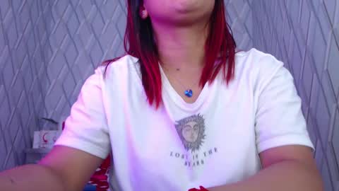 Snapshot of nicolletaylorq chatting on 01.06.25 Nicolle Miley online show from 01.06.25