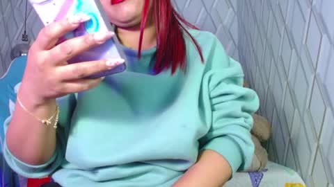 Snapshot of nicolletaylorq chatting on 02.15.25 Nicolle Miley online show from 02.15.25