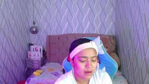 Snapshot of nicolletaylorq chatting on 02.16.25 Nicolle Miley online show from 02.16.25