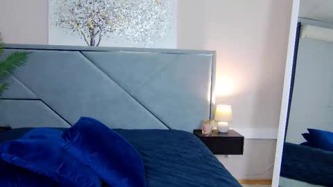 NicolRos online show from 10.17.25